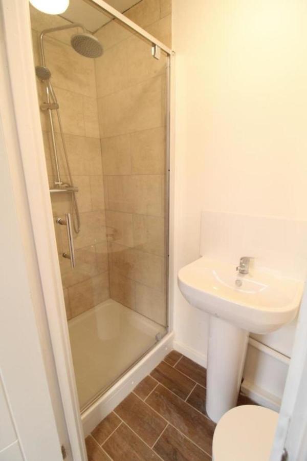 Lovely Studio Flat In The Heart Of Holloway. ลอนดอน ภายนอก รูปภาพ